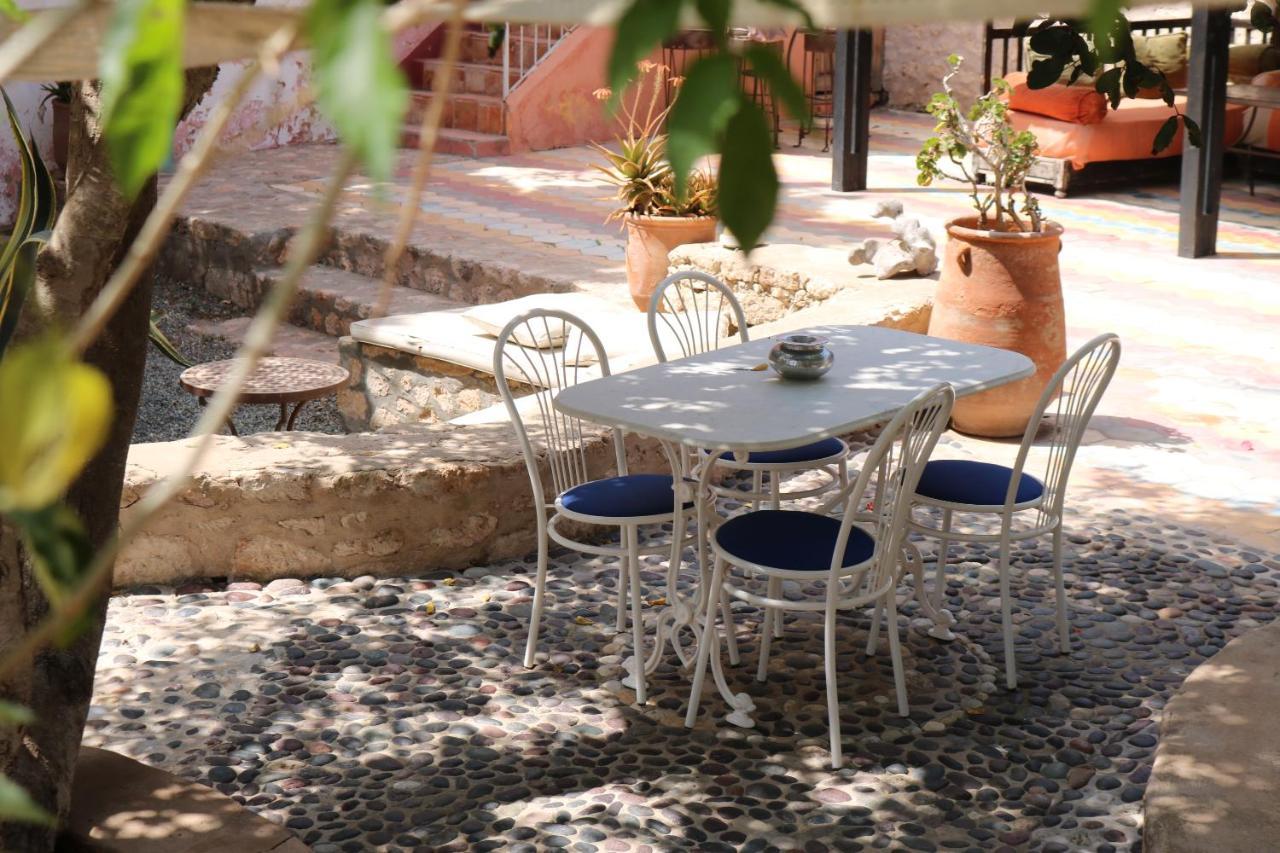 Villa Grenadine As-Sawíra Exteriér fotografie